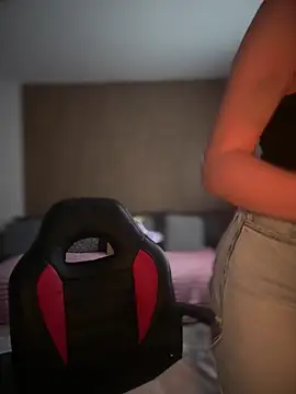 YoungHotMilf97 online show from February 2026 12:16:02 PM