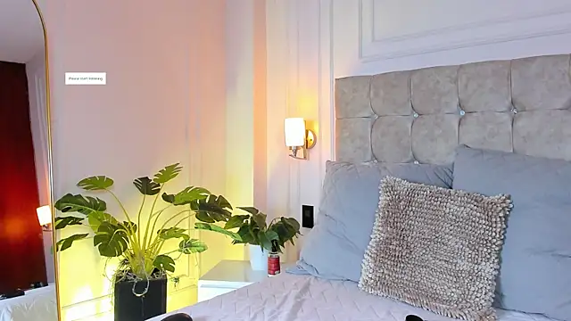 JasmineRoss 1 online show from March 2026 06:19:01 PM