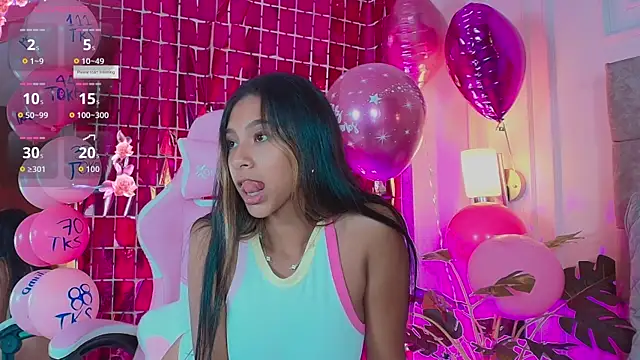 JasmineRoss 1 online show from April 2026 07:42:02 PM