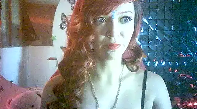 Snapshot of Meghan_sex777 chatting on February 2025 03:17:02 AM Meghan sex777 online show from February 2025 03:17:02 AM