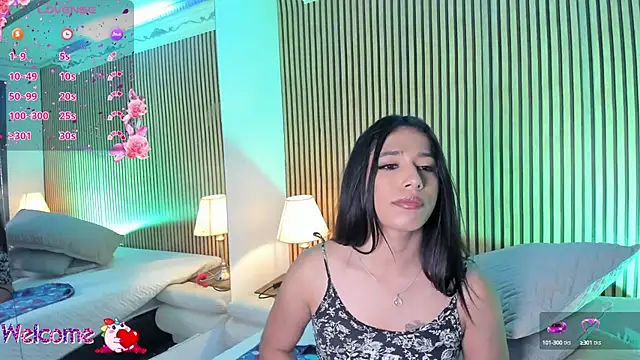 Snapshot of MichelleOwens chatting on March 2025 01:58:02 AM MichelleOwens online show from March 2025 01:58:02 AM