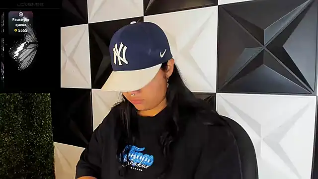 Snapshot of melany_rouse18 chatting on October 2025 01:05:01 AM melany rouse18 online show from October 2025 01:05:01 AM