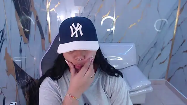 Snapshot of melany_rouse18 chatting on September 2025 01:16:02 PM melany rouse18 online show from September 2025 01:16:02 PM