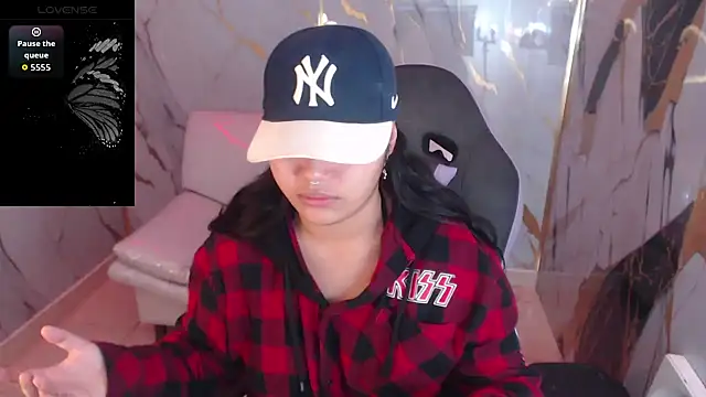 Snapshot of melany_rouse18 chatting on December 2025 01:10:02 PM melany rouse18 online show from December 2025 01:10:02 PM