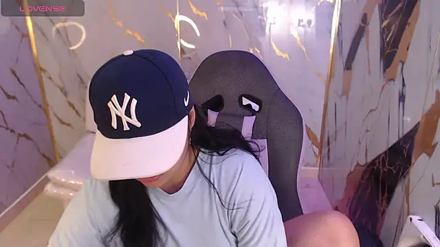 Snapshot of melany_rouse18 chatting on September 2025 02:34:02 PM melany rouse18 online show from September 2025 02:34:02 PM