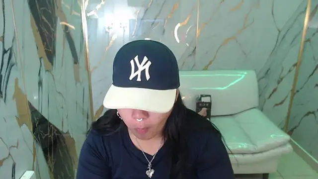 Snapshot of melany_rouse18 chatting on November 2025 11:35:02 AM melany rouse18 online show from November 2025 11:35:02 AM