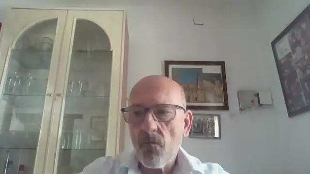 llopaco online show from October 2025 12:28:01 PM