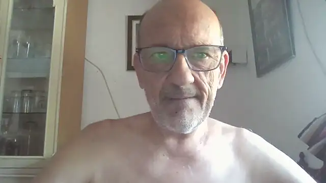 llopaco online show from September 2025 11:31:02 AM