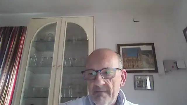 llopaco online show from October 2025 01:30:02 PM