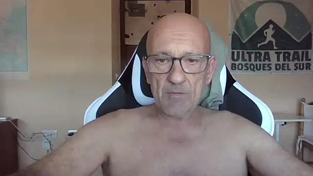 llopaco online show from October 2025 10:58:02 AM