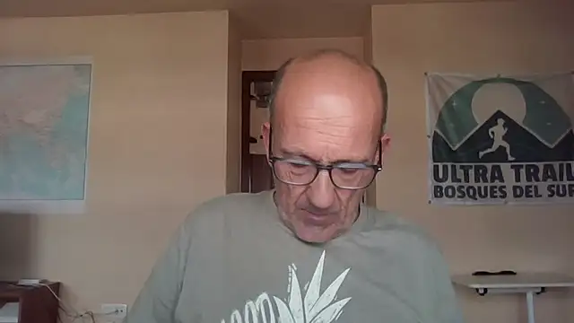 llopaco online show from October 2025 12:52:01 PM