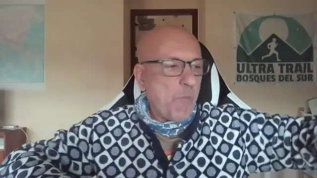 llopaco online show from December 2025 01:46:02 PM