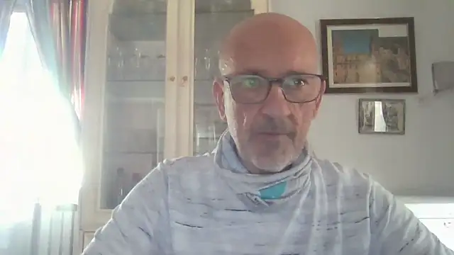 llopaco online show from October 2025 11:31:02 AM