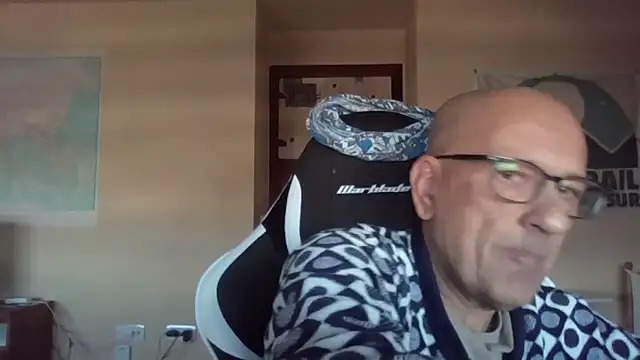 llopaco online show from December 2025 12:21:02 PM