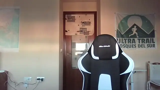 llopaco online show from February 2026 05:25:01 PM