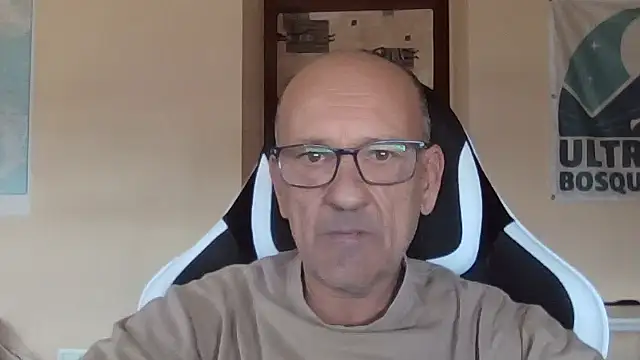 llopaco online show from November 2025 10:41:02 AM