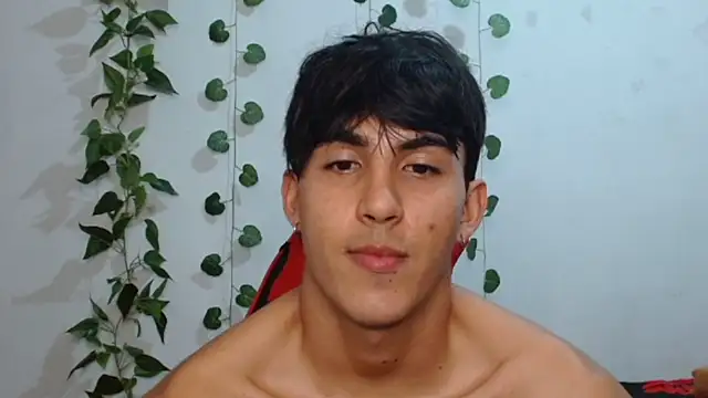 Snapshot of neithanzynxx chatting on February 2025 08:21:02 PM neithanzynxx online show from February 2025 08:21:02 PM