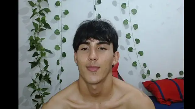 Snapshot of neithanzynxx chatting on March 2025 10:43:02 PM neithanzynxx online show from March 2025 10:43:02 PM