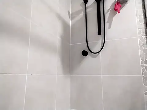 iswimnaked007 online show from September 2025 02:13:02 PM