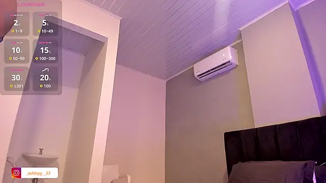  Ashley 33 online show from November 2025 08:12:01 PM