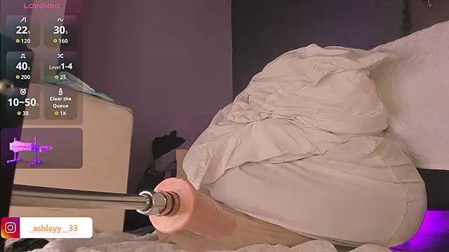  Ashley 33 online show from December 2025 08:04:02 PM