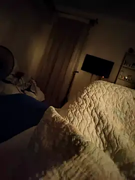 Snapshot of Loly2025 chatting on September 2025 03:12:02 AM Loly2025 online show from September 2025 03:12:02 AM