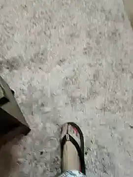 Snapshot of Loly2025 chatting on February 2025 02:08:01 PM Loly2025 online show from February 2025 02:08:01 PM