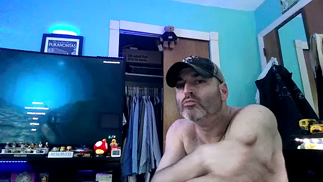 Novabear6996 online show from April 2026 08:57:02 PM