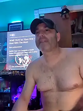 Novabear6996 online show from April 2026 07:22:01 AM
