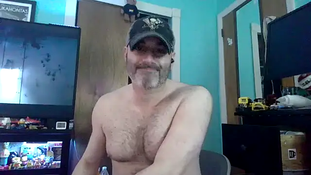 Novabear6996 online show from May 2026 08:09:02 PM