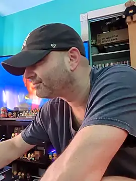 Novabear6996 online show from April 2026 07:31:01 PM