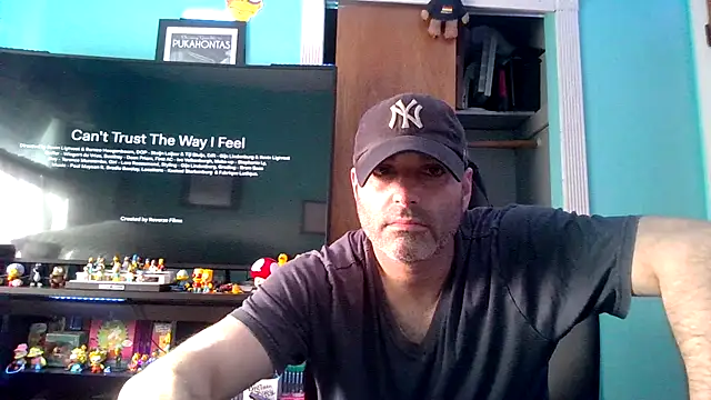 Snapshot of Novabear6996 chatting on November 2025 06:52:02 PM Novabear6996 online show from November 2025 06:52:02 PM