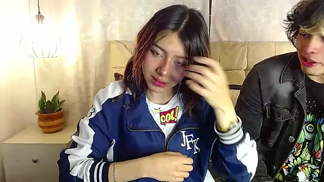 fyreandfox  online show from March 2025 07:24:02 PM