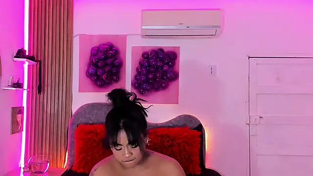 Dahiana Giil online show from July 2026 06:35:01 AM