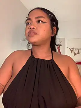 Dahiana Giil online show from December 2025 07:41:01 AM