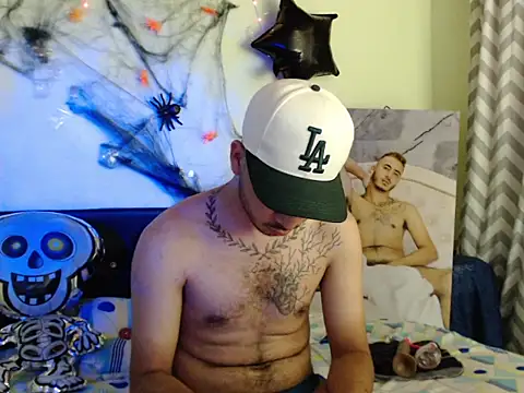 AdamParker  online show from October 2025 03:28:02 AM