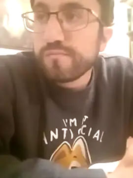 Snapshot of Morbosos8595 chatting on October 2025 05:43:01 PM Morbosos8595 online show from October 2025 05:43:01 PM