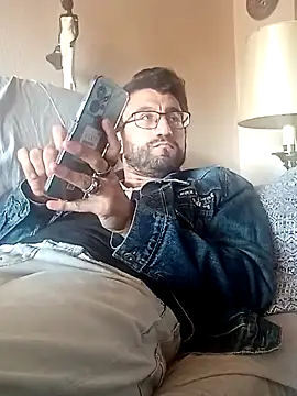 Snapshot of Morbosos8595 chatting on October 2025 01:37:02 PM Morbosos8595 online show from October 2025 01:37:02 PM