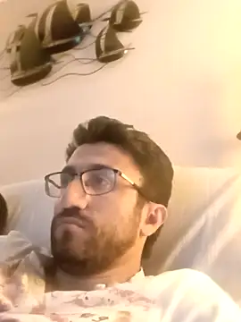 Snapshot of Morbosos8595 chatting on September 2025 08:27:01 PM Morbosos8595 online show from September 2025 08:27:01 PM