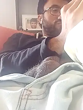 Snapshot of Morbosos8595 chatting on October 2025 03:04:02 PM Morbosos8595 online show from October 2025 03:04:02 PM