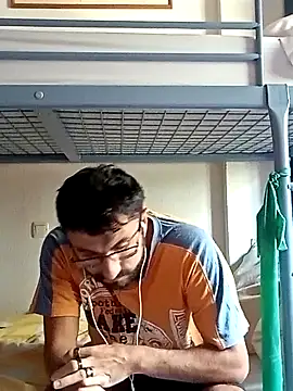 Snapshot of Morbosos8595 chatting on September 2025 09:52:01 AM Morbosos8595 online show from September 2025 09:52:01 AM