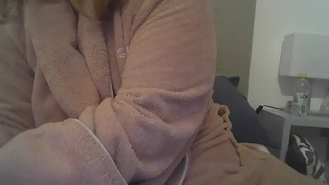 sizha6 online show from December 2025 06:48:01 AM