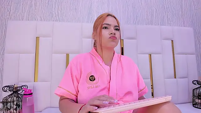 hillary uckerman  online show from January 2026 11:25:01 AM