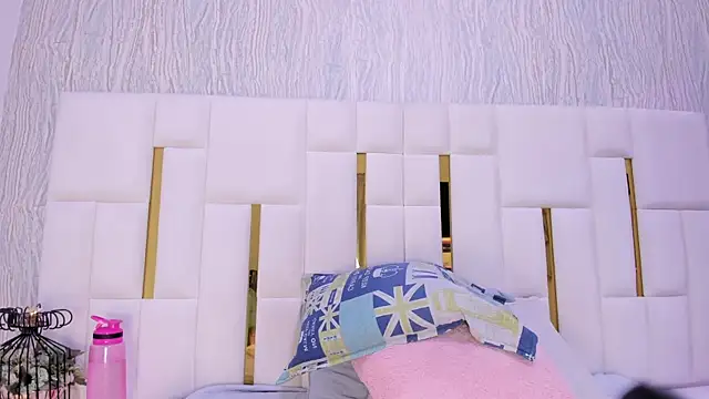 hillary uckerman  online show from January 2026 11:39:02 AM