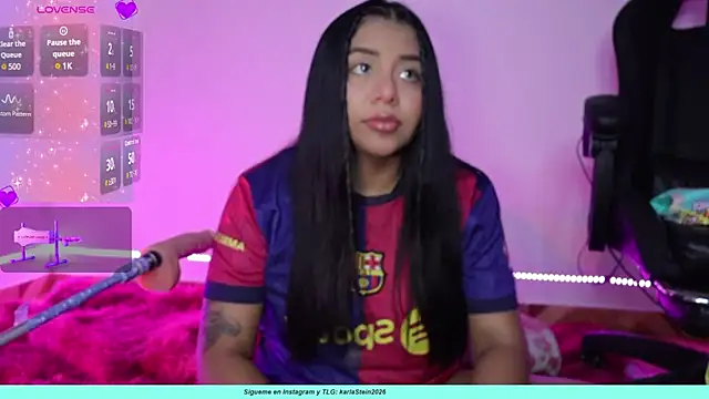 Snapshot of Karla_Stein2025 chatting on April 2026 11:51:01 PM Karla Stein2025 online show from April 2026 11:51:01 PM