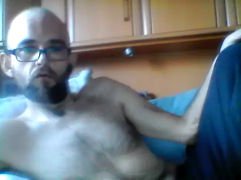 Andre35w online show from December 2025 02:39:01 PM