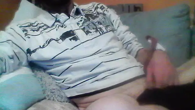 Snapshot of Andre35w chatting on December 2025 05:41:02 PM Andre35w online show from December 2025 05:41:02 PM