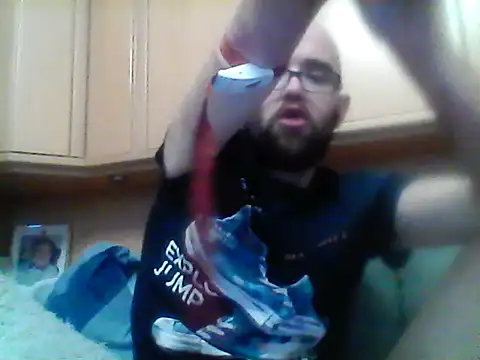 Andre35w online show from December 2025 05:50:02 PM