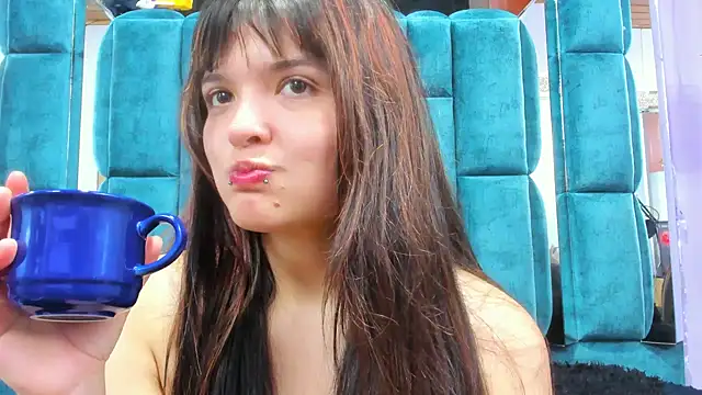 ARTEMISAKIM online show from May 2026 03:12:02 AM