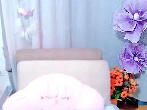 Snapshot of adelamiller chatting on January 2026 01:12:02 AM adelamiller online show from January 2026 01:12:02 AM